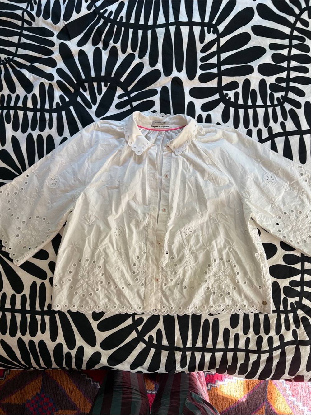 Scotch & Soda White Eyelet Button-Front Women's Top - Sz 40 fits like medium